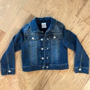 Like new denim jacket size 4T